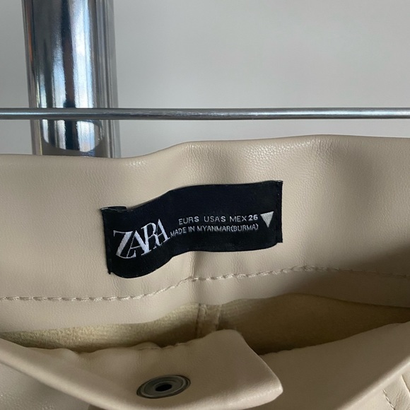 Zara cropped faux leather pants - Picture 2 of 5